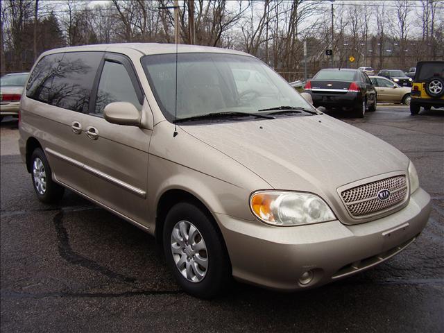 2004 Kia Sedona for sale