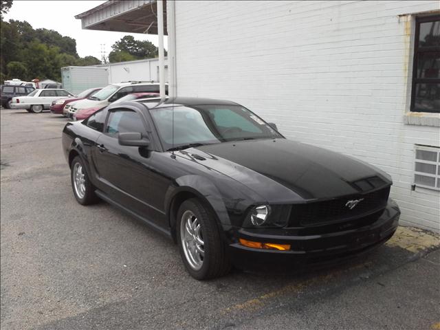 2005 Ford Mustang