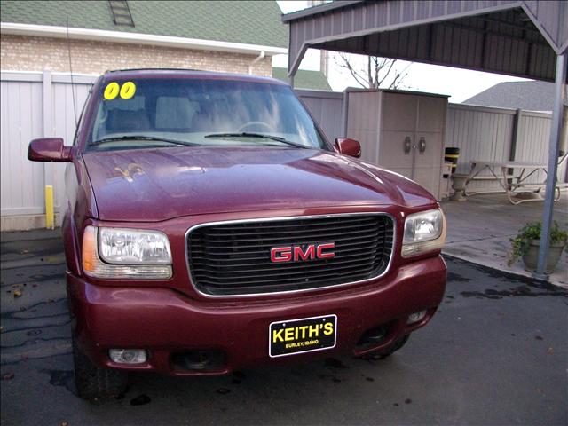 2000 GMC Yukon Denali for sale