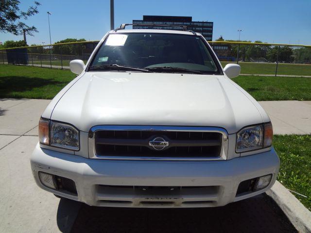 2000 Nissan Pathfinder for sale
