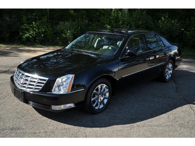 2009 Cadillac DTS for sale