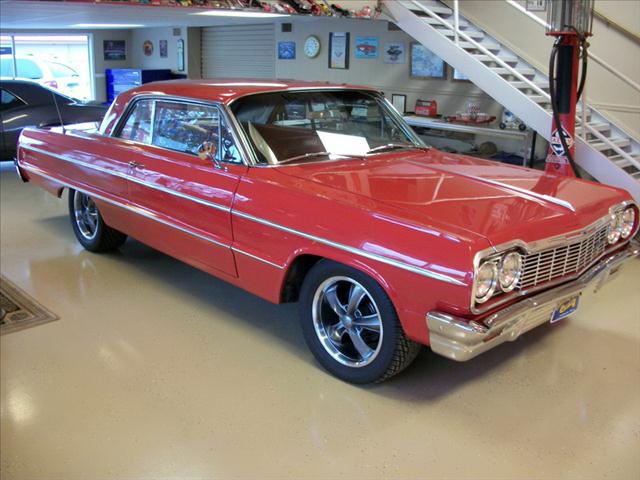 1964 CHEVROLET IMPALA