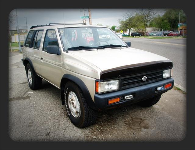 1995 Nissan Pathfinder for sale