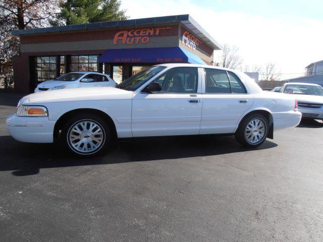 2003 Ford Crown Victoria