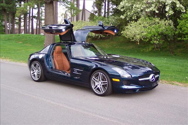 2011 Mercedes-Benz SLS-Class