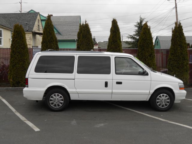 1995 Plymouth Grand Voyager