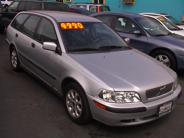 2001 Volvo V40 for sale