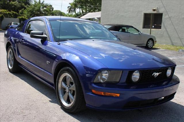 2005 Ford Mustang for sale