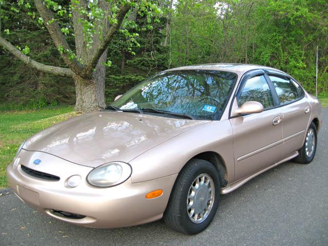 1996 Ford Taurus for sale