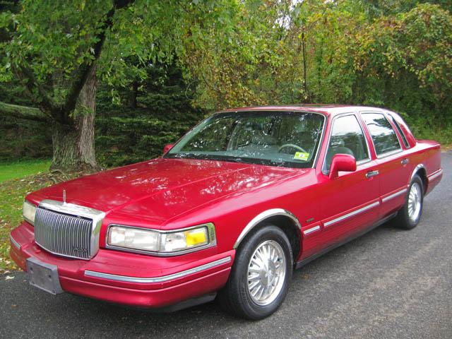 1995 Lincoln Town Car for sale