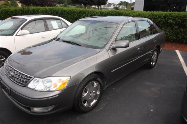 2004 Toyota Avalon