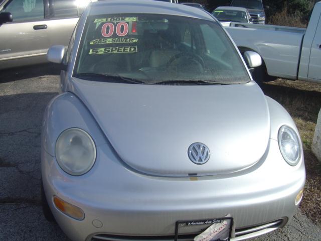 2000 Volkswagen New Beetle