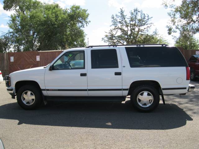 1999 GMC Suburban