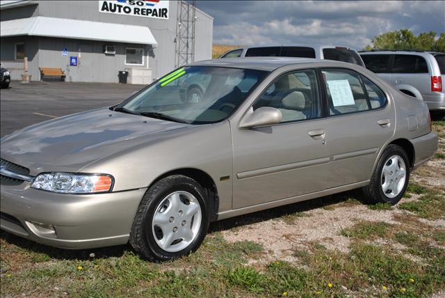 2001 Nissan Altima for sale