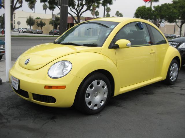 2010 Volkswagen New Beetle for sale