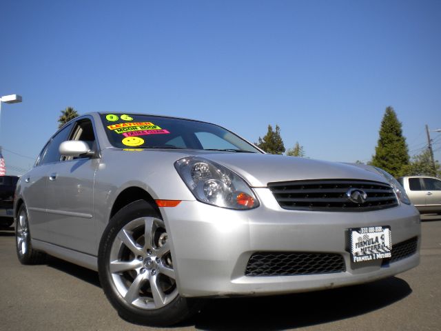2006 INFINITI G35 silver 4 door automatic transmission leather heated seats air conditioning dual 