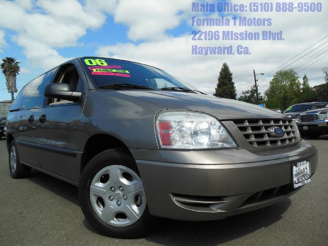 2006 FORD FREESTAR SE gold 39l v6 automatic dual sliding doors luggage rack 2 wheel drive3rd