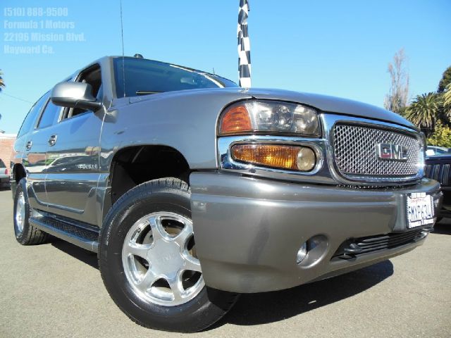 2005 GMC YUKON DENALI gray 60l v8 automatic fully loaded navigation dvd leather heated 