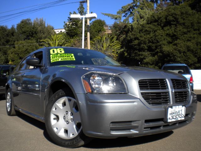2006 DODGE MAGNUM SE gray 27l v6 automatic tinted windows 4 door 2 wheel drive automatic trans
