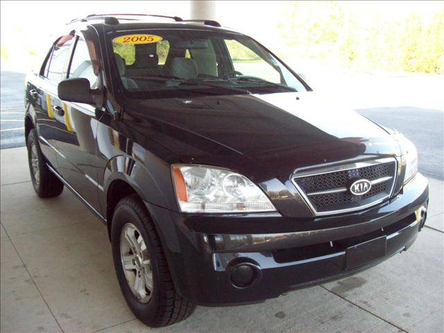 2005 Kia Sorento LX