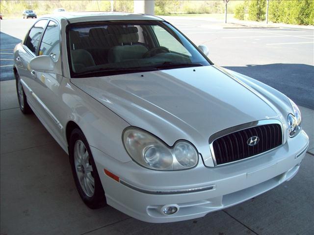 2003 HYUNDAI SONATA GLS, white, ...