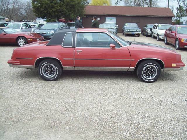 1986 Oldsmobile Cutlass Supreme for sale