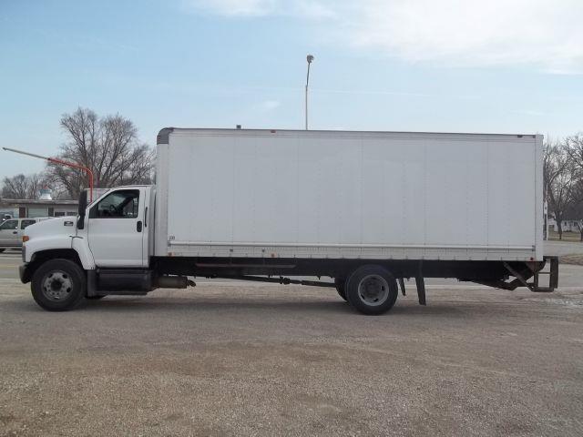 2004 Chevrolet C6500 for sale