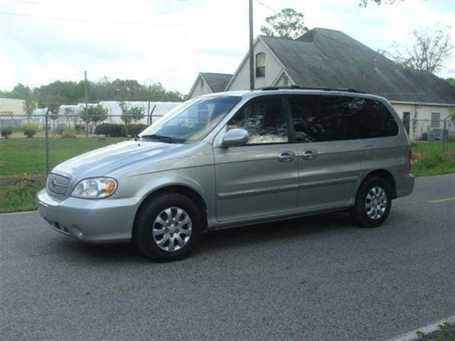 2005 Kia Sedona for sale