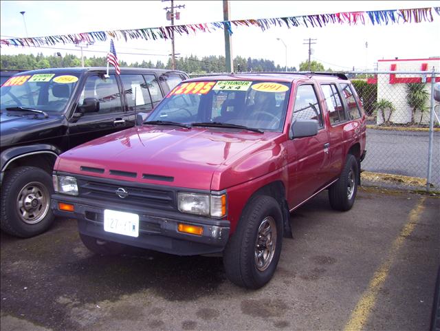 1991 Nissan Pathfinder for sale