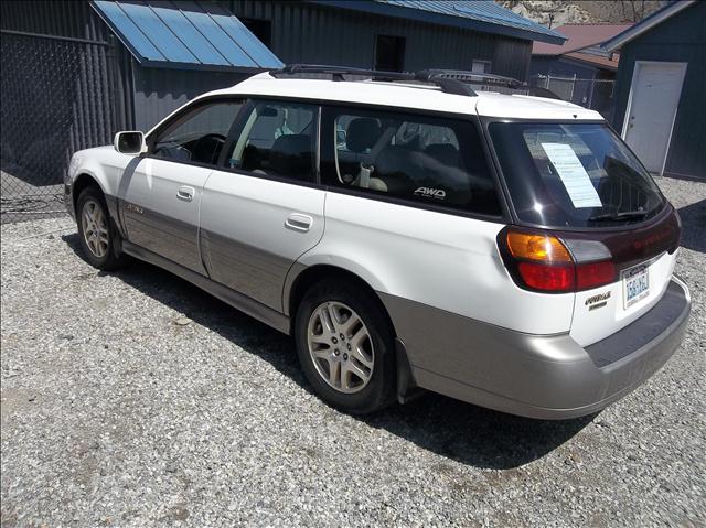 2000 Subaru Outback for sale