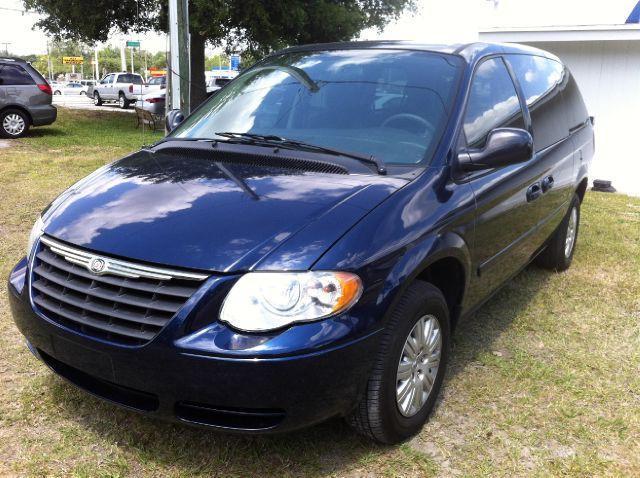 2005 Chrysler Town & Country