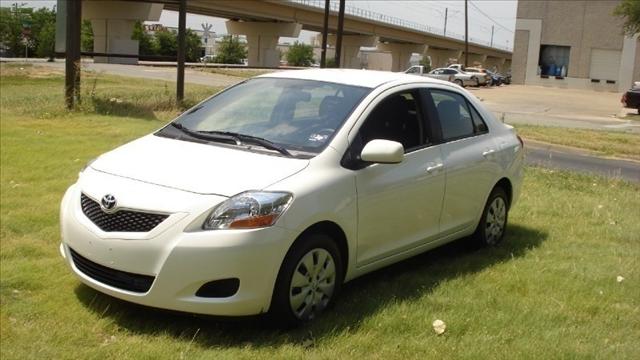 2011 Toyota Yaris for sale
