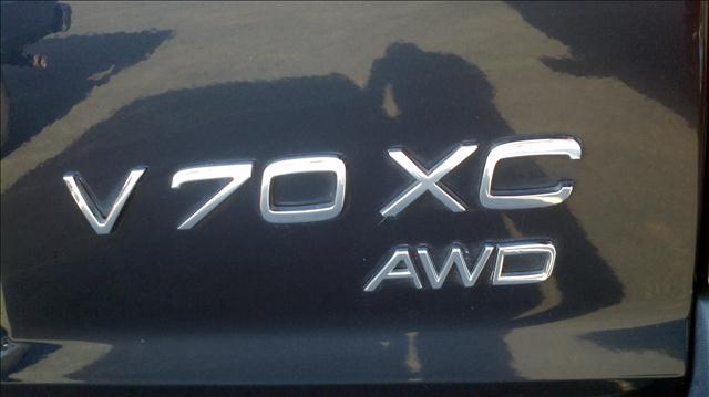 2001 Volvo V70 XC for sale