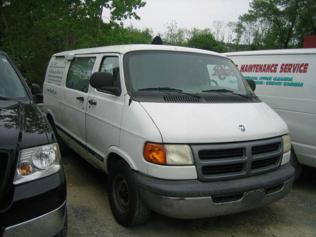 1999 Dodge Ram Van