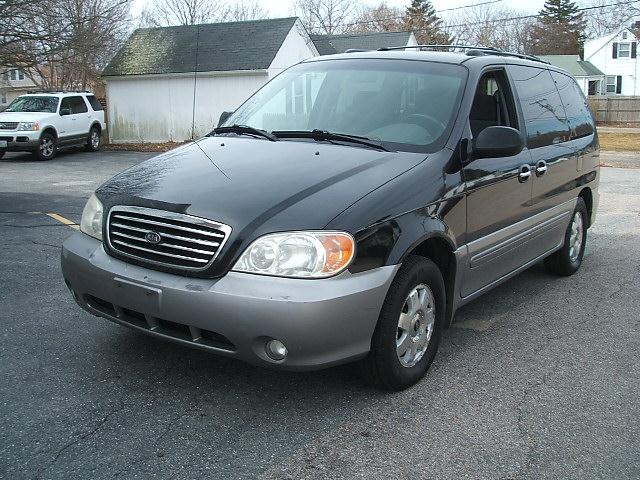 2003 Kia Sedona for sale