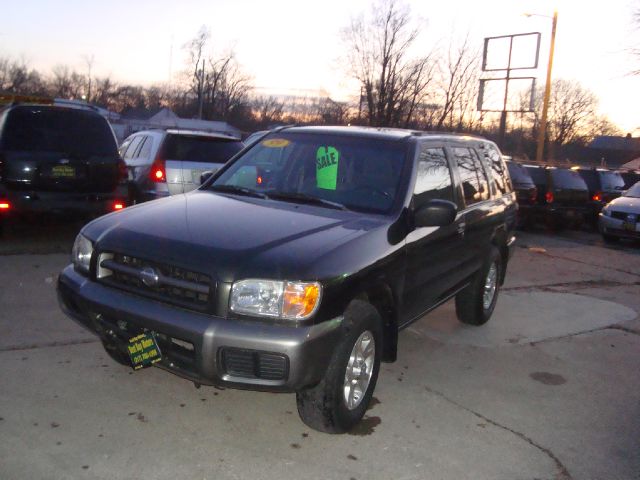 1999 Nissan Pathfinder for sale