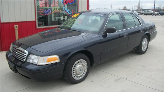 2000 Ford Crown Victoria for sale