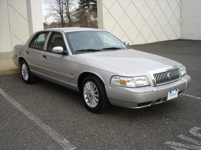 2011 Mercury Grand Marquis
