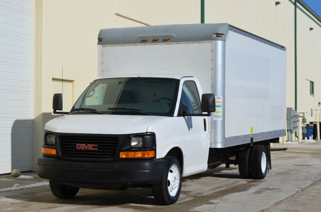 2005 GMC Savana - Crystal Lake, IL