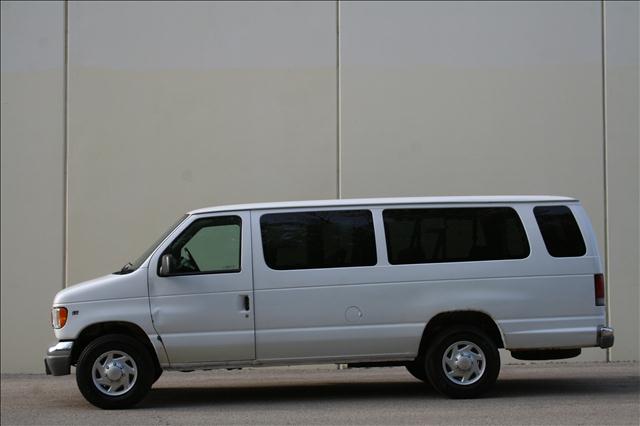 1998 Ford E350 Wagon - Crystal Lake, IL