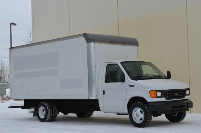 2005 GMC Savana - Crystal Lake, IL