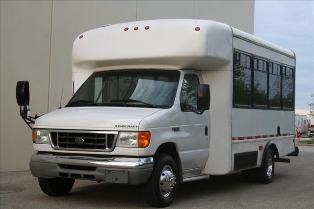 2005 Ford Econoline Wagon for sale