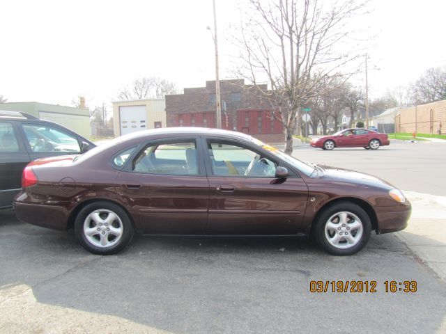 2001 Ford Taurus for sale