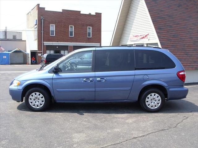 2007 Chrysler Town and Country for sale