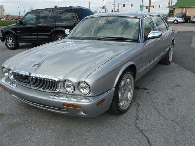 2001 Jaguar XJ8 for sale