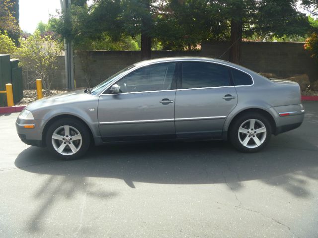 2004 Volkswagen Passat