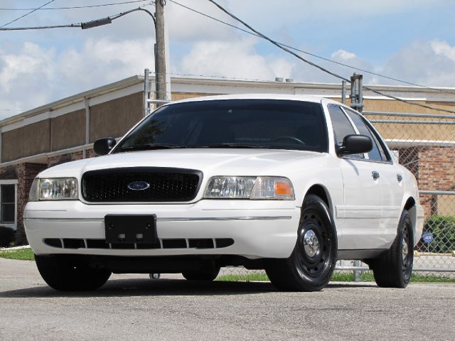 2004 Ford Crown Victoria
