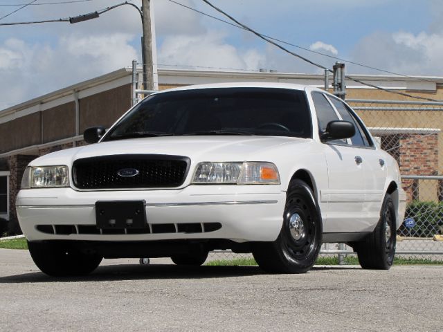 2004 Ford Crown Victoria