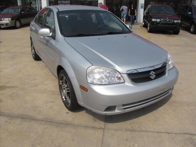 2007 Suzuki Forenza for sale