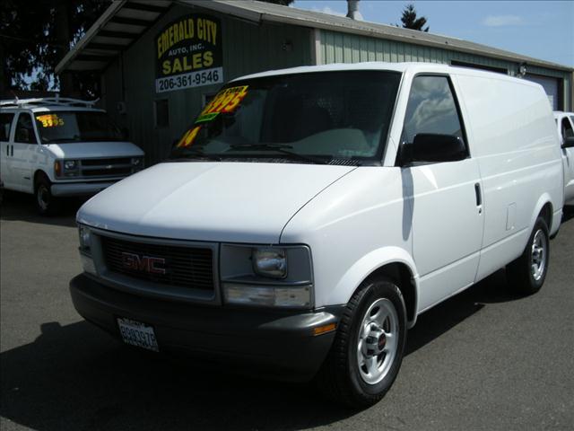 2004 GMC Safari for sale